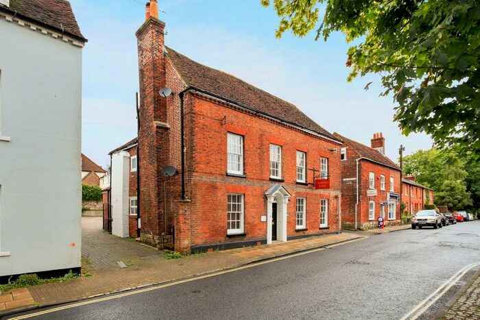2 Bedroom Apartment To Rent In Hyde Street, Hyde, Winchester, SO23
