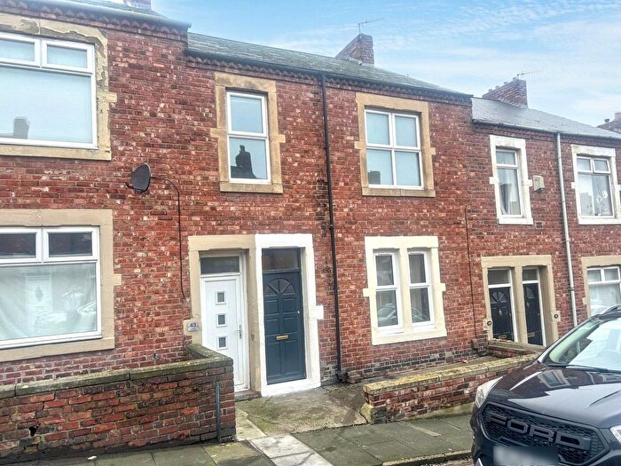 1 Bedroom Flat For Sale In Napier Road, Swalwell, Newcastle Upon Tyne, NE16