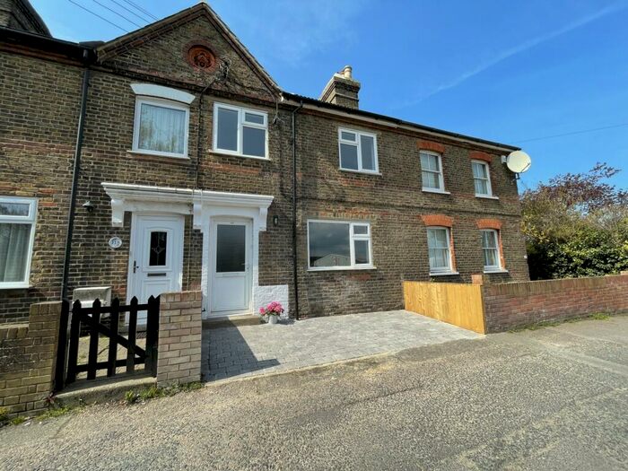 3 Bedroom Terraced House To Rent In Upper Brents, Faversham, ME13