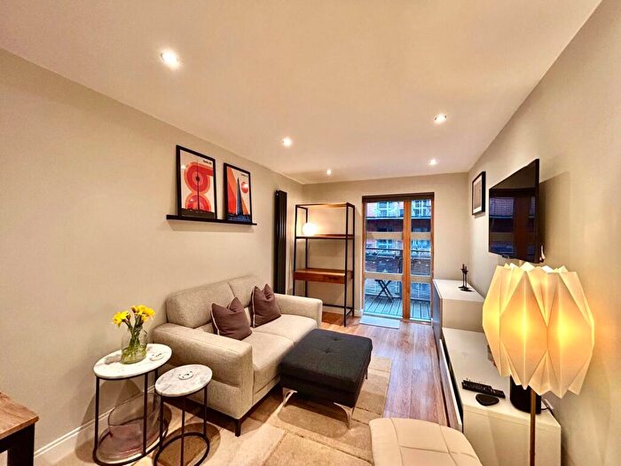 2 Bedroom Apartment To Rent In Newton Street, Manchester, M1