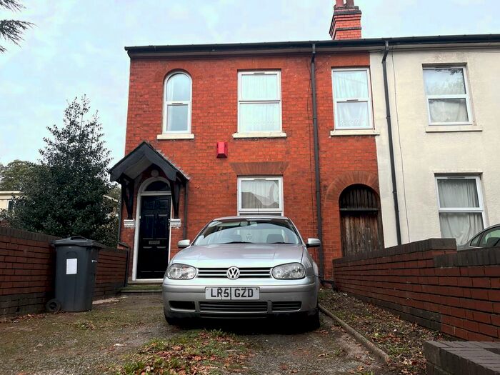 3 Bedroom Semi-Detached House To Rent In Church Road, Birmingham, B13