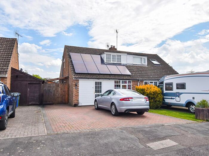 3 Bedroom Semi-Detached Bungalow For Sale In Falcon View, Greens Norton, NN12
