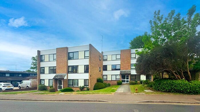 2 Bedroom Apartment To Rent In Maltings Court, Hoe Lane, Ware, SG12