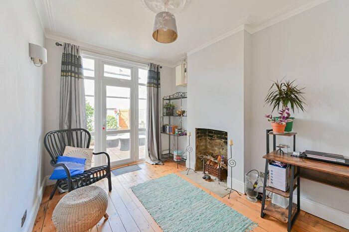 3 Bedroom Terraced House For Sale In Devonshire Road, Colliers Wood, London, SW19