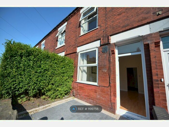 Houses to rent in Hale Barns, WA15, Greater Manchester