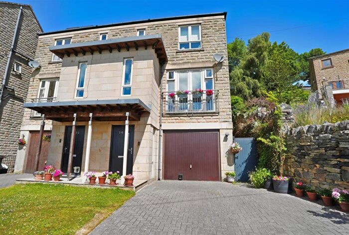 4 Bedroom Semi-Detached House For Sale In Martin Green Lane, Greetland, Halifax, HX4