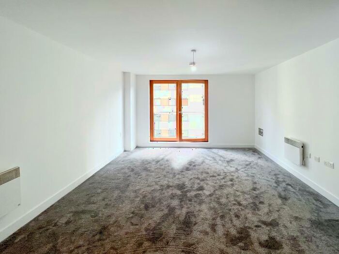 1 Bedroom Apartment To Rent In Flat, Cypress Place, M4