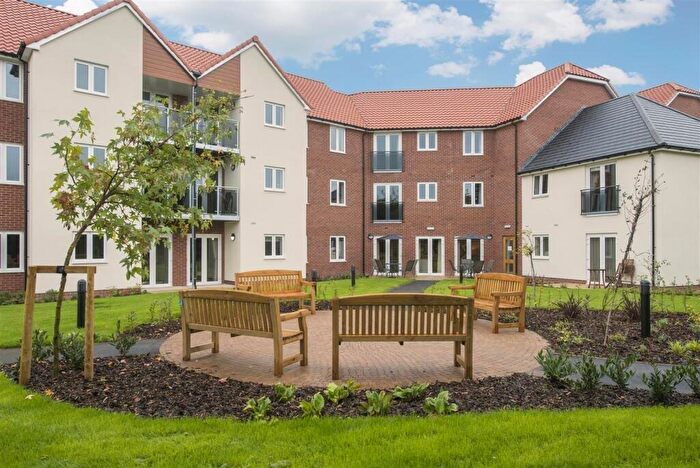 1 Bedroom Retirement Property For Sale In Maritime Court, Cleethorpes, N E Lincolnshire, DN35