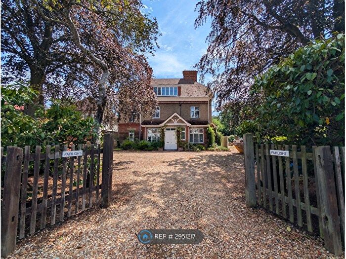 8 Bedroom Detached House To Rent In The Avenue, Ascot, SL5