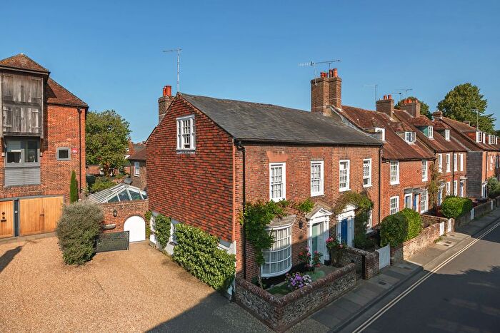 4 Bedroom End Terrace House For Sale In Little London, Chichester, PO19