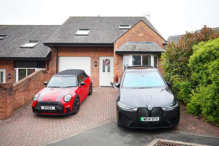 4 Bedroom Semi-Detached House For Sale In Kempas Avenue, Barrow-In-Furness, LA13