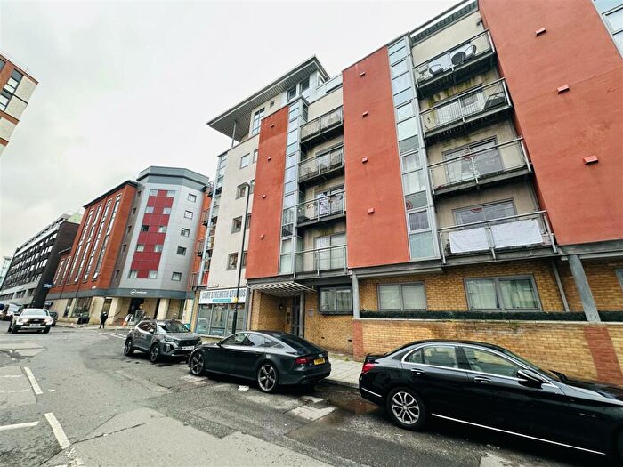 1 Bedroom Flat To Rent In Three Queens Lane, Bristol, BS1