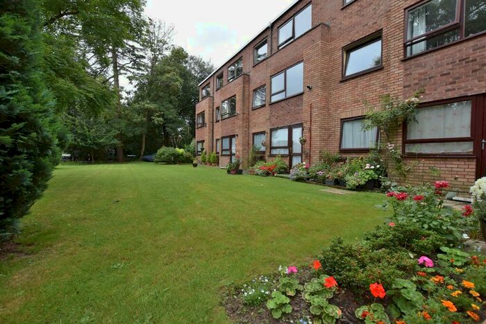 1 Bedroom Flat To Rent In Homefield House, Barton Court Road, New Milton, Hampshire., BH25