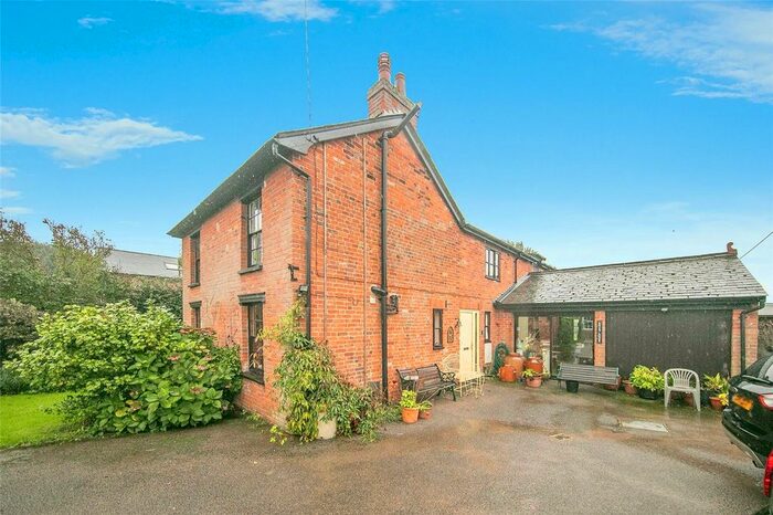 4 Bedroom Detached House For Sale In The Street, Freston, Ipswich, Suffolk, IP9
