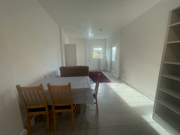 2 Bedroom Detached Bungalow To Rent In Wolvershill Road, Banwell, BS29