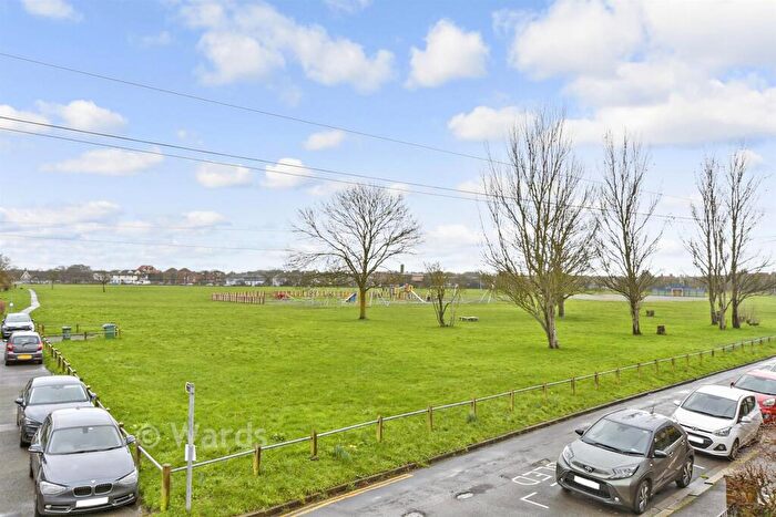 3 Bedroom Terraced House For Sale In St. Nicholas Road, Hythe, Kent, CT21