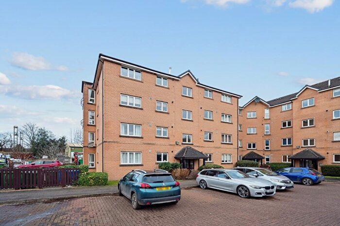 2 Bedroom Flat To Rent In Whittingehame Drive, Flat /, Anniesland, Glasgow, G12