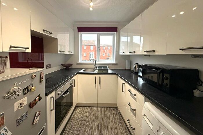 1 Bedroom Flat To Rent In Single Occupants Only. Florence Road, Southsea Part Furnished, PO5