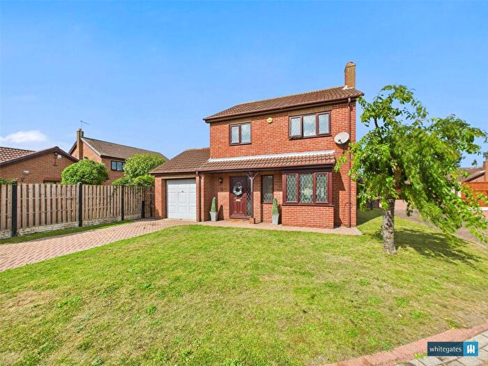 3 Bedroom Detached House For Sale In Gatesbridge Park, Finningley, Doncaster, South Yorkshire, DN9