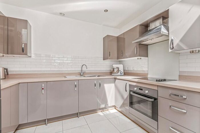 1 Bedroom Apartment For Sale In Wheatsheaf Court, Leicester, Leicestershire, LE2