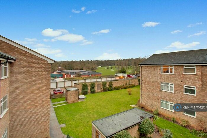 2 Bedroom Flat To Rent In South Vale, Harrow, HA1