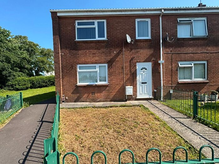3 Bedroom End Of Terrace House To Rent In Rowan Close, Gorseinon, Swansea, SA4