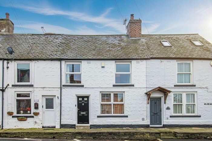 3 Bedroom Cottage For Sale In Blacker Lane, Netherton, Wakefield, WF4