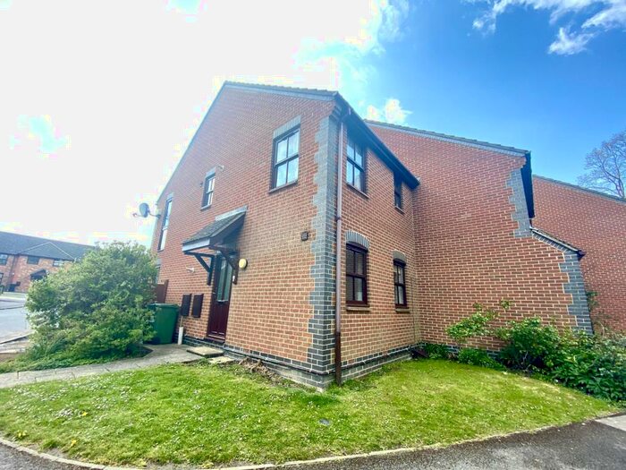 1 Bedroom Flat To Rent In Midwinter Avenue, Milton, Abingdon, OX14