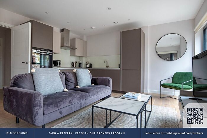 1 Bedroom Flat To Rent In South Bank, SE1
