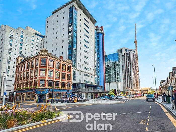 2 Bedroom Flat To Rent In Churchill Way, Cardiff City Centre, Cardiff, CF10