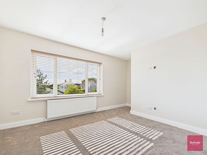 2 Bedroom Flat To Rent In Bishopston Road, Bishopston, Swansea, SA3