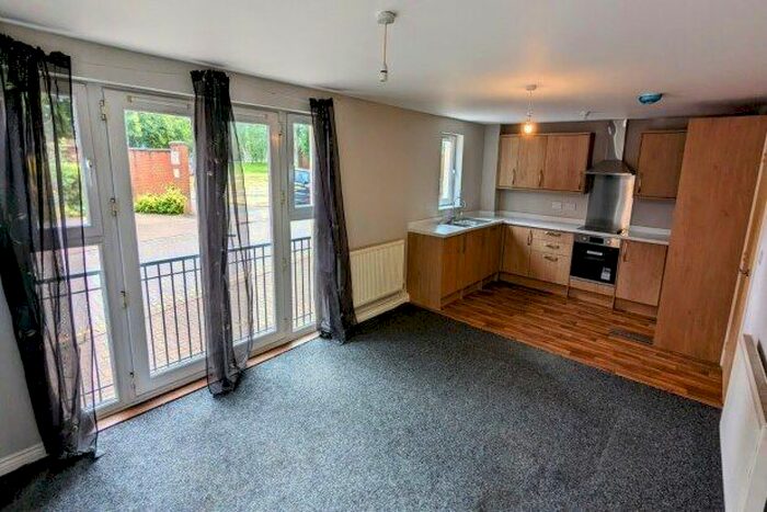 2 Bedroom Flat To Rent In Harrowby Street, Cardiff, CF10