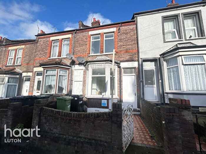 2 Bedroom Terraced House To Rent In Dallow Road, Luton, LU1