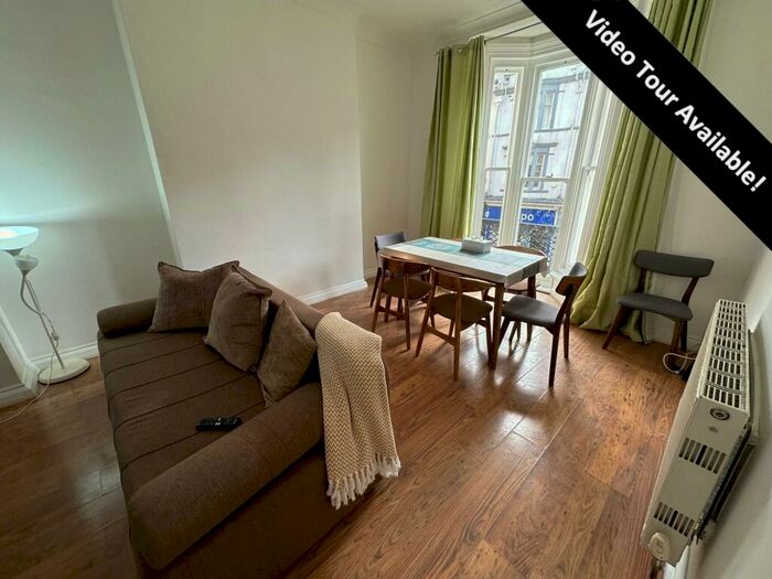 2 Bedroom Flat To Rent In Dalkeith Steps, Old Christchurch Road, Bournemouth, BH1