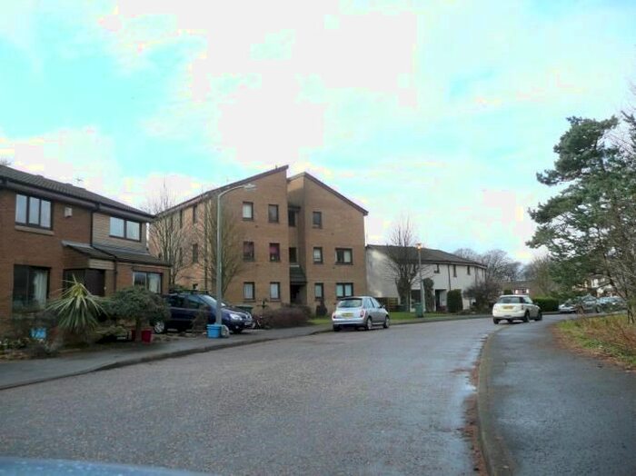 Studio To Rent In Buckstone Circle, Edinburgh, EH10
