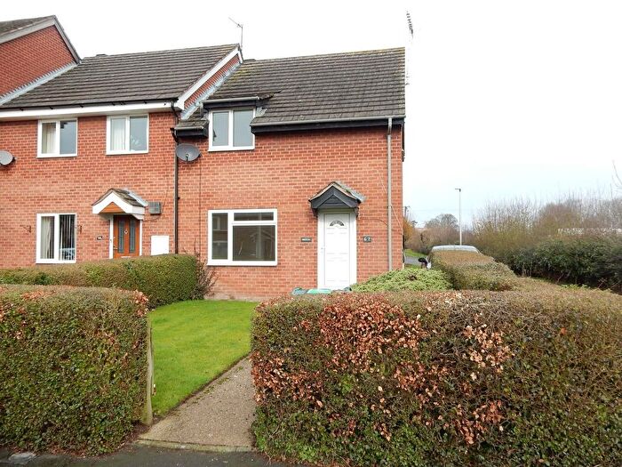 3 Bedroom Semi-Detached House To Rent In Well Street, Malpas, SY14