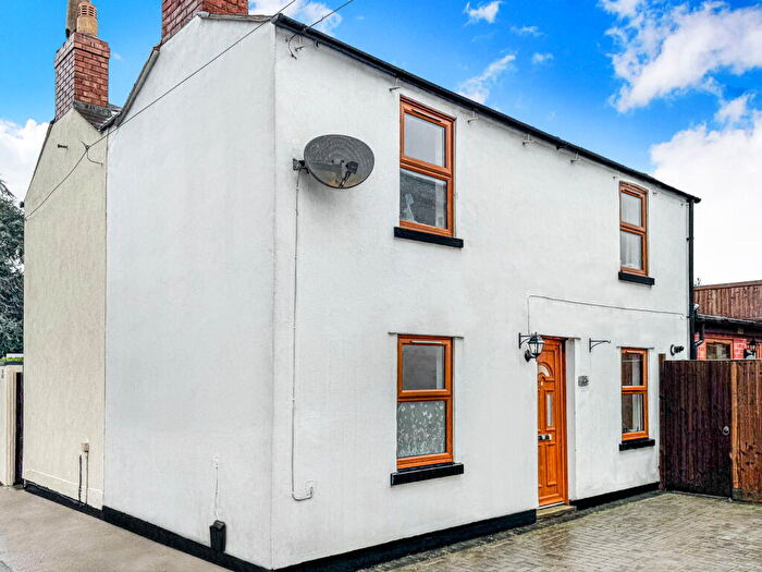 2 Bedroom Semi Detached House For Sale In Hucclecote Road, Gloucester, GL3