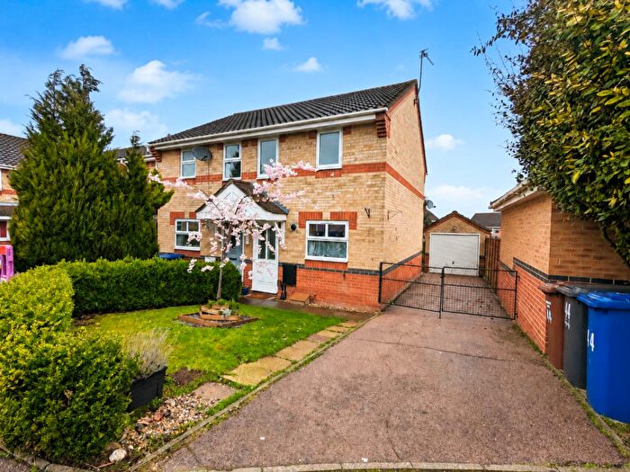 2 Bedroom End Of Terrace House To Rent In Emsworth Close, Bury St Edmunds, IP32