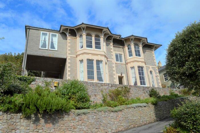 2 Bedroom Apartment To Rent In South Road, Weston-Super-Mare, BS23