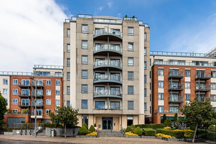 1 Bedroom Flat For Sale In Aerodrome Road, Colindale, London, NW9
