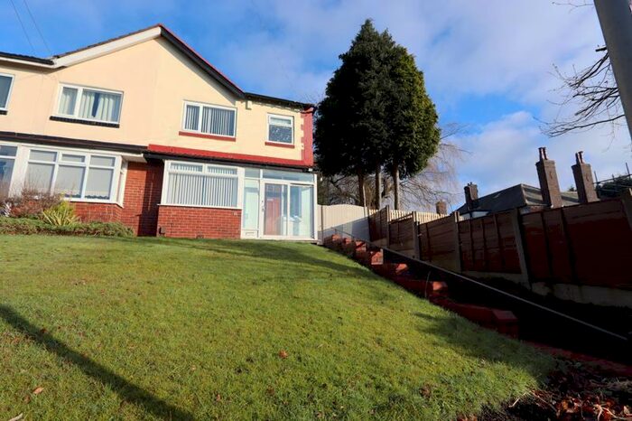 3 Bedroom Semi-Detached House To Rent In Sandyway, Prestwich, Manchester M25