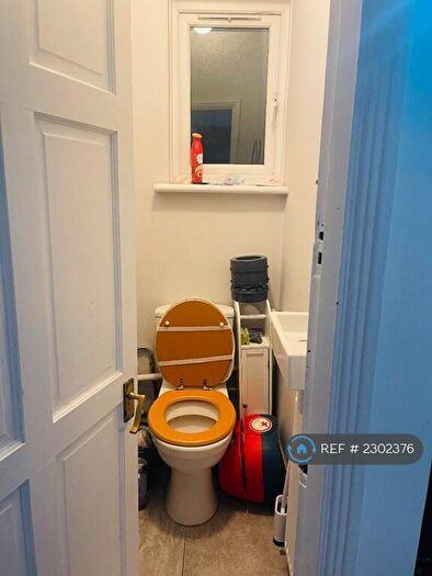 2 Bedroom Flat To Rent In Church Lane, Kingsbury, NW9