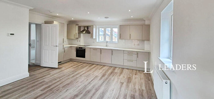 2 Bedroom Flat To Rent In Cricket Lane, NR34