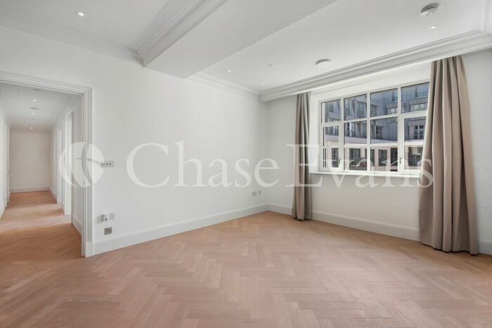 3 Bedroom Flat To Rent In Millbank Residences, London, SW1P