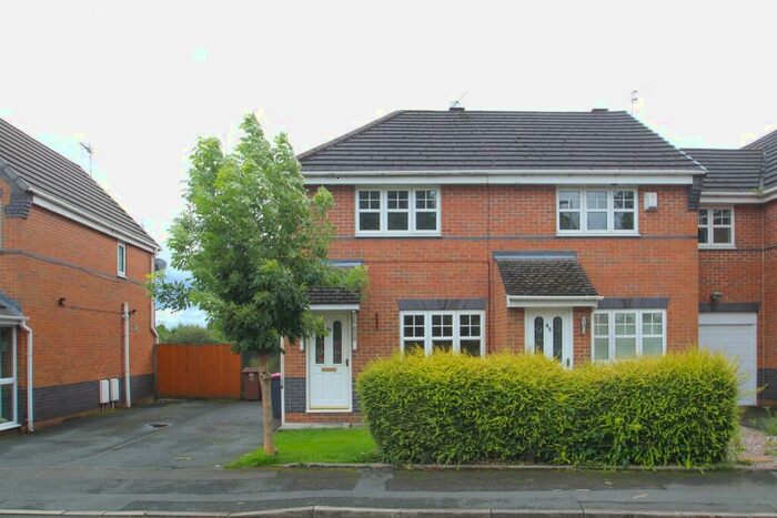3 Bedroom Semi-Detached House To Rent In Langland Drive, Eccles, Manchester, M30