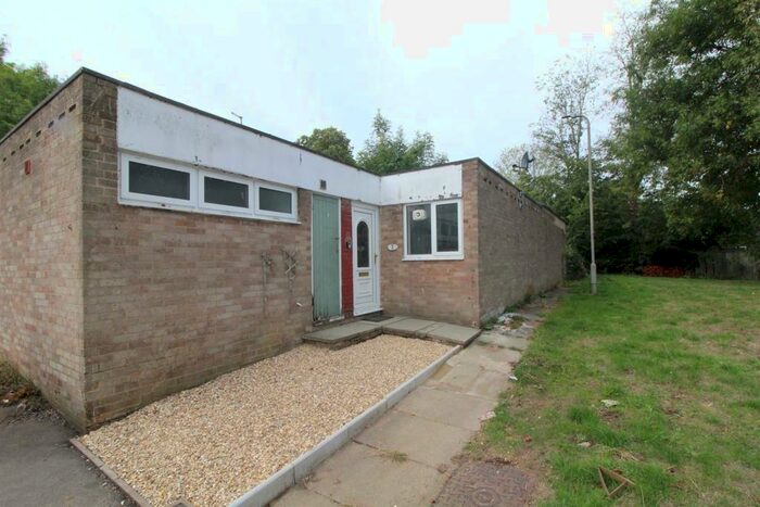 2 Bedroom Bungalow To Rent In Grasmere Way, Bletchley, Milton Keynes, MK2
