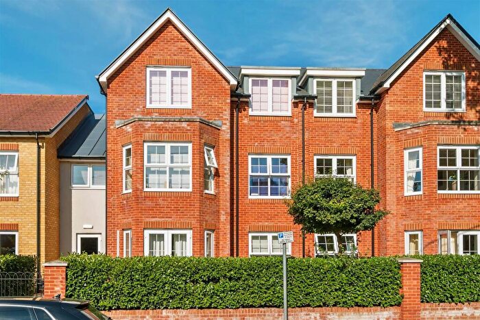 1 Bedroom Retirement Property For Sale In Knights Lodge, Lymington, SO41