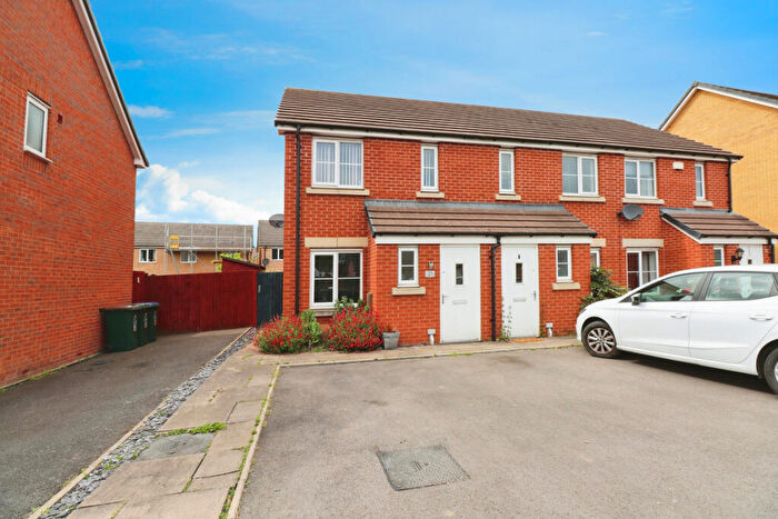 2 Bedroom End Of Terrace House For Sale In David Wood Drive, Coventry, CV2