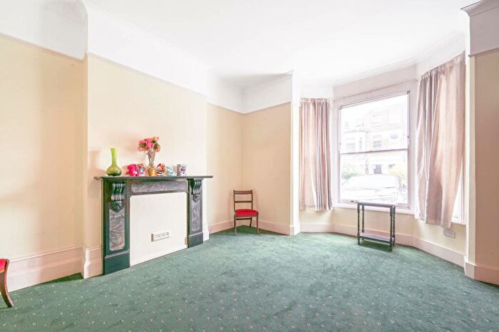 6 Bedroom Terraced House For Sale In Burton Road, Brondesbury, London, NW6