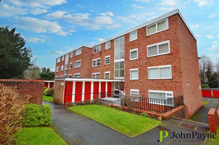 2 Bedroom Apartment To Rent In Bankside Close, Coventry, West Midlands, CV3
